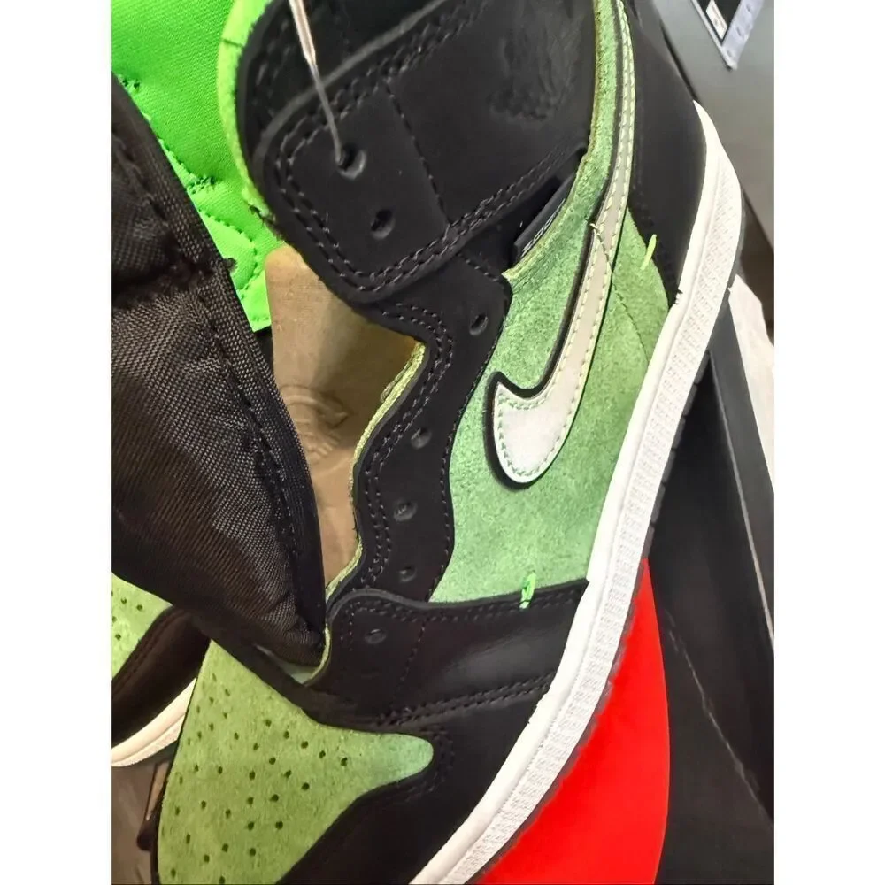 Nike Men's Air Jordan 1 High Zoom High Top Athletic Shoes Zen Green Size 8.5